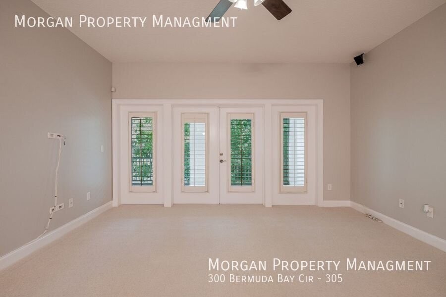 300 Bermuda Bay Cir #305 - Photo 7 of 31
