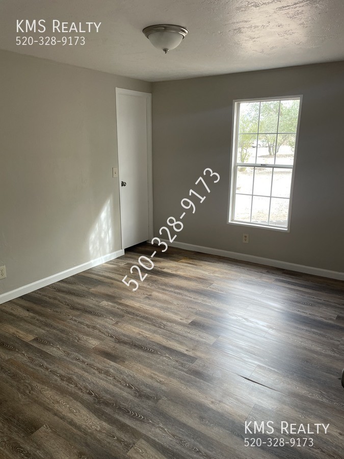 7425 N Coltsfoot Dr - Photo 5 of 7