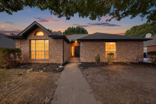 2205 Woodcrest Dr - Photo 1 of 1