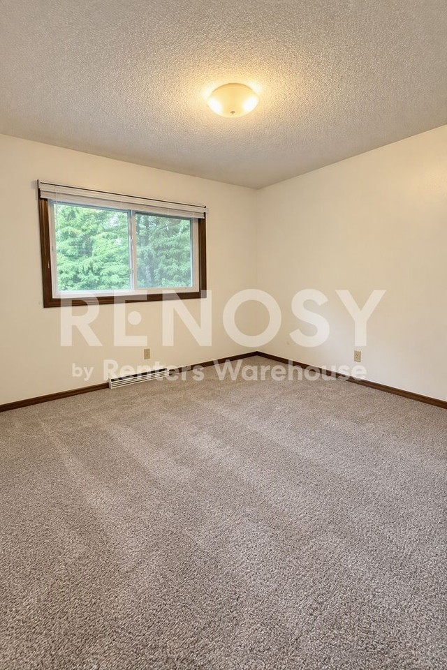 2280 26th Ave Nw - Photo 7 of 10