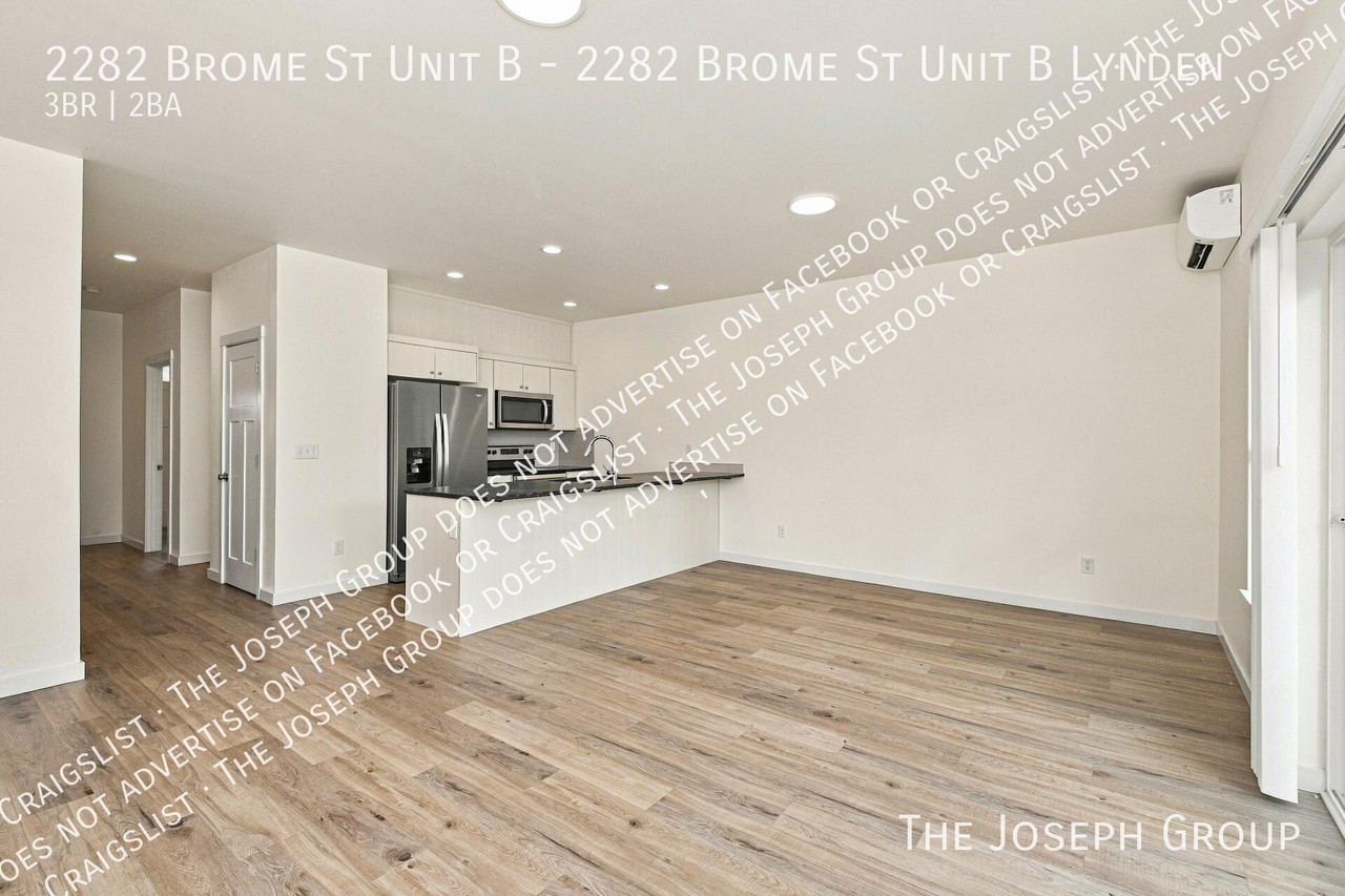 2282 Brome St Unit B - Photo 4 of 22