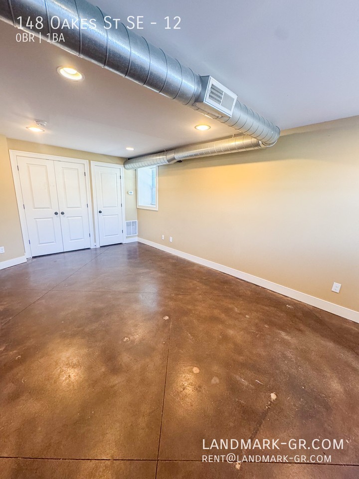 148 Oakes St Se #12 - Photo 6 of 17