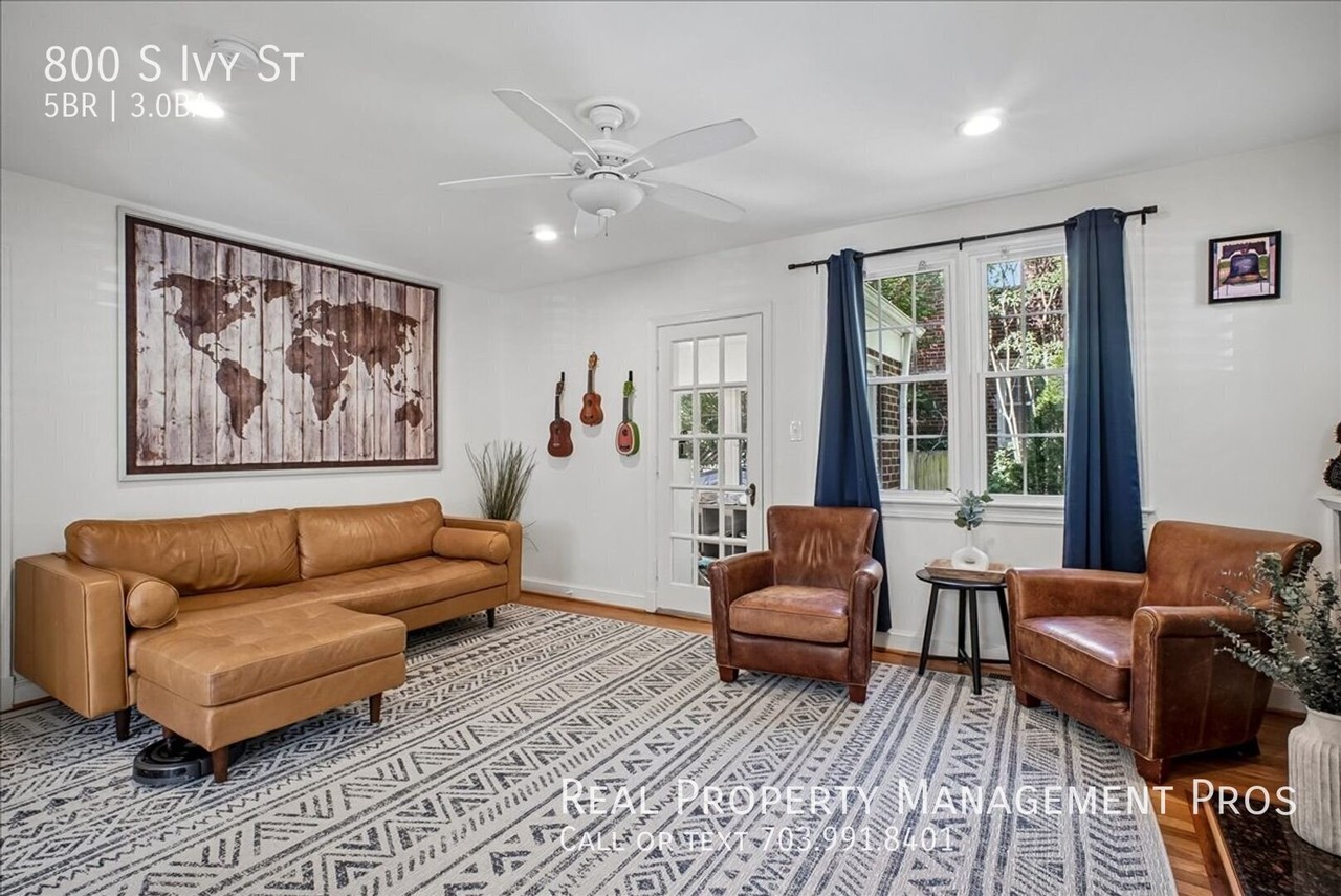 800 S Ivy St - Photo 5 of 50