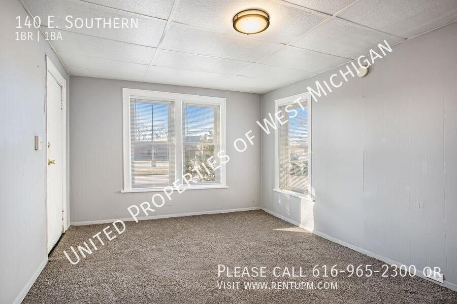 140 E Southern Ave - Photo 5 of 18