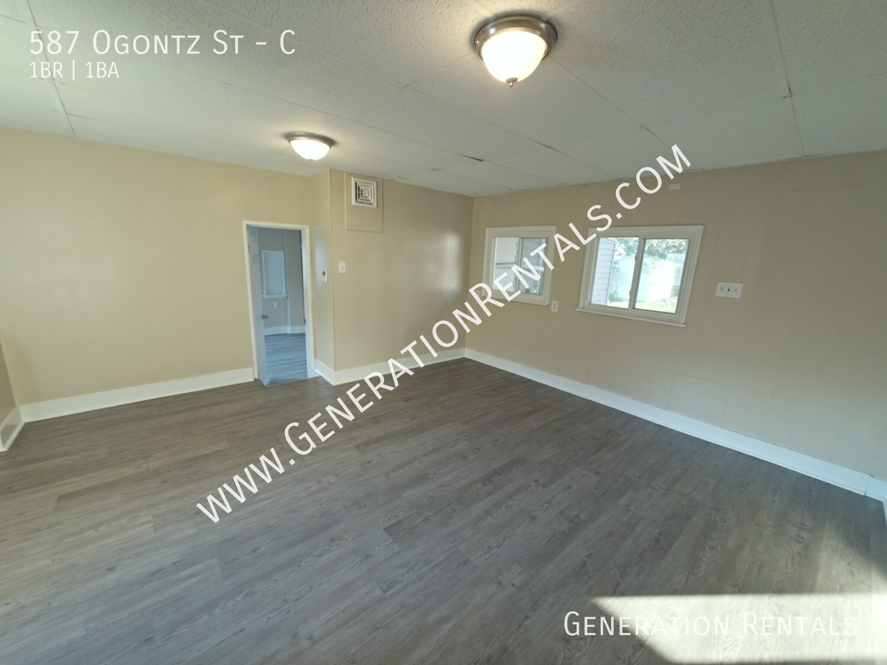 587 S Ogontz St #C - Photo 5 of 8