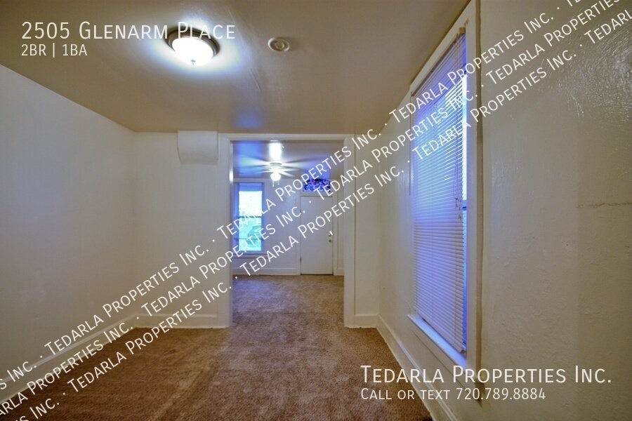 2505 Glenarm Pl - Photo 4 of 8