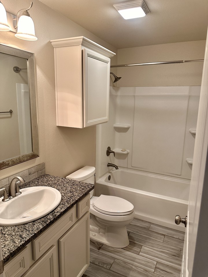 2301 139th St #NA - Photo 5 of 20