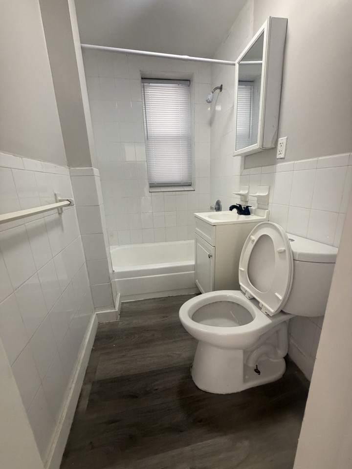 5304 Palisade Ave #104B - Photo 5 of 7