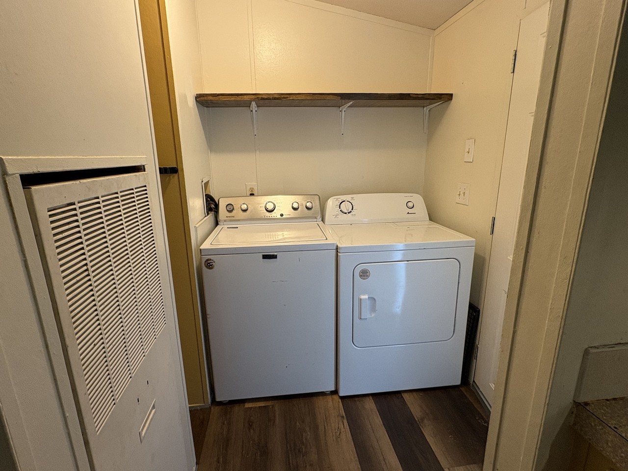 907 S Weeks St #NA - Photo 5 of 9
