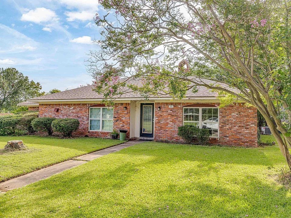 22 Lakeview Dr #NA - Photo 2 of 24