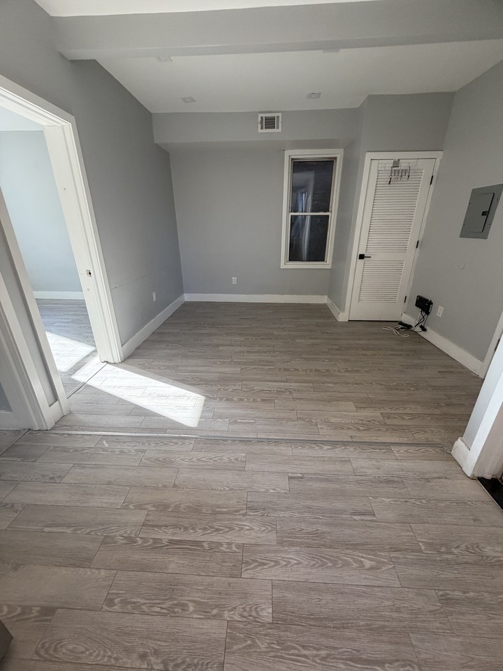88 Wallis Ave #1B - Photo 3 of 9