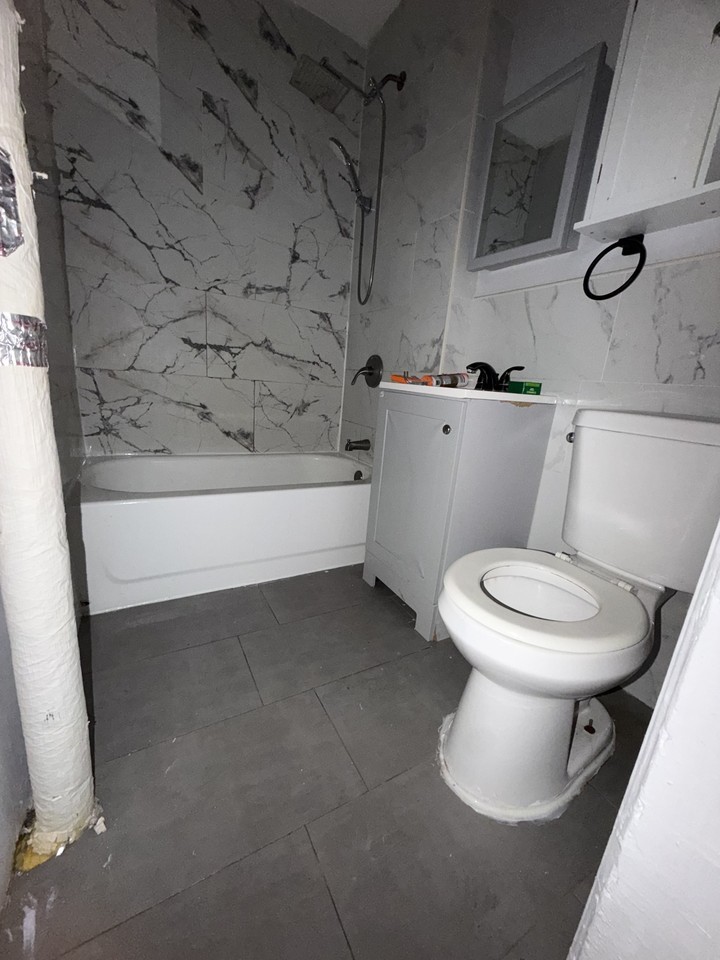 122 Corbin Ave #401 - Photo 6 of 7
