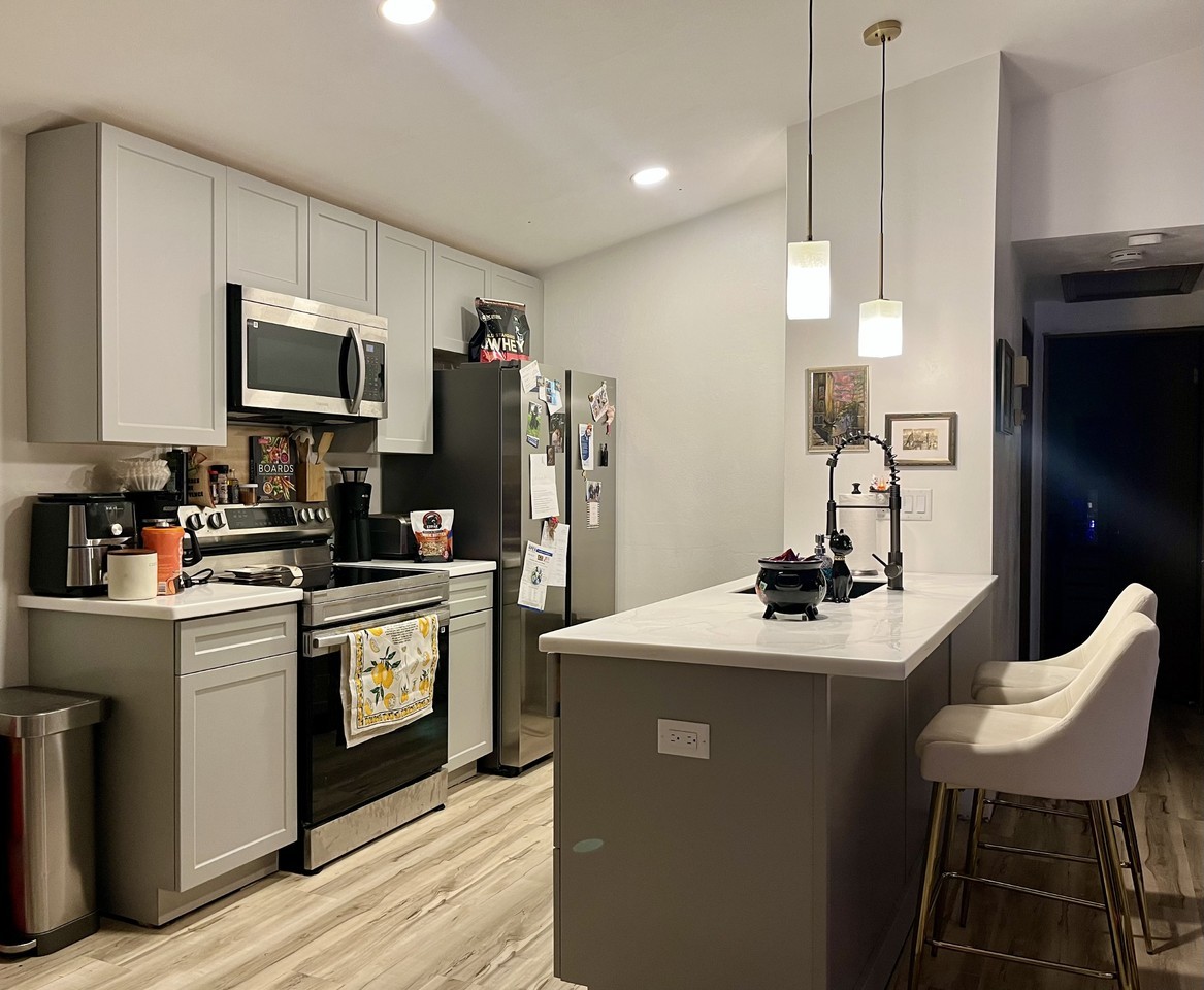 4705 Milwaukee St #4705 - Photo 3 of 8