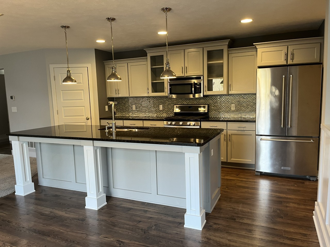 17012 Birchview Dr #NA - Photo 3 of 32