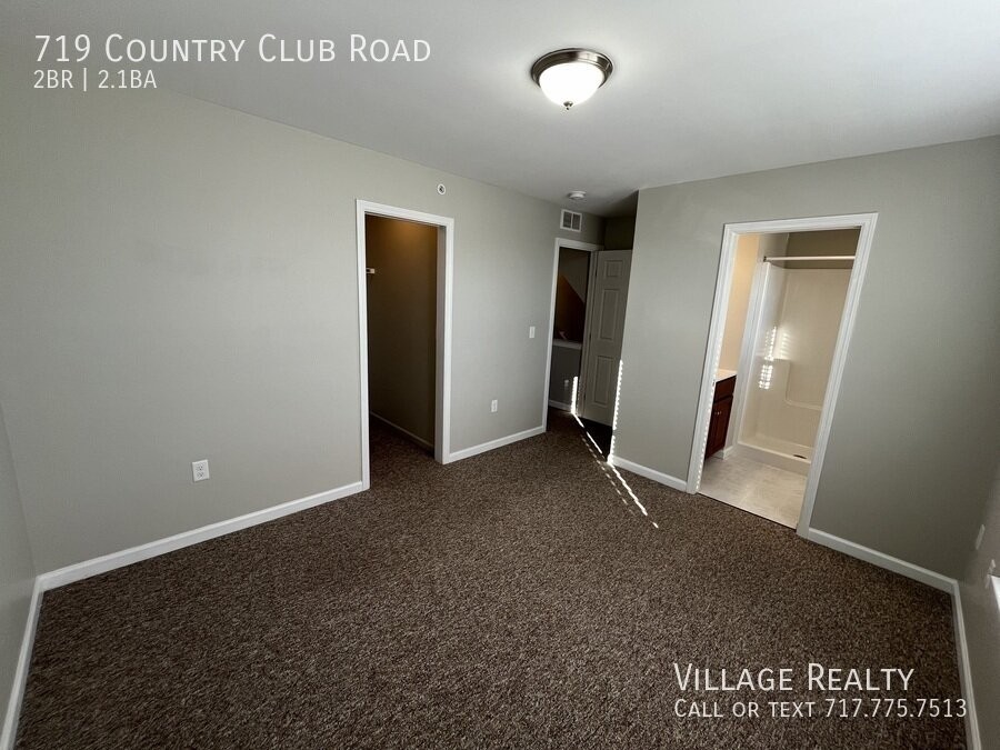 719 Country Club Rd - Photo 5 of 50