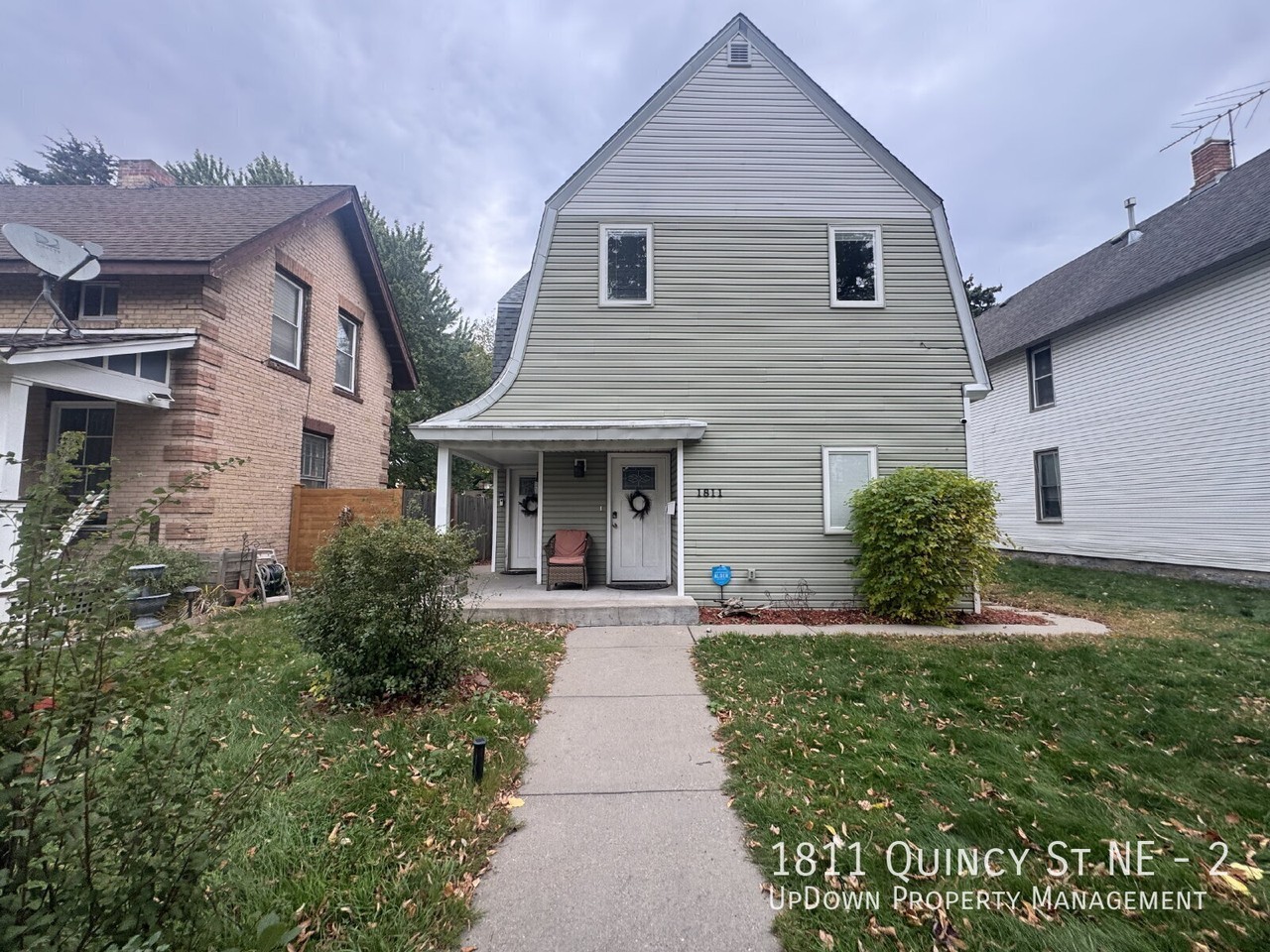 1811 Quincy St Ne #2 - Photo 2 of 16
