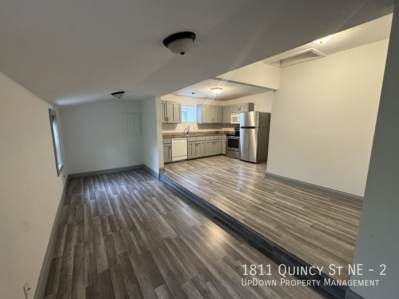 1811 Quincy St Ne #2 - Photo 5 of 16