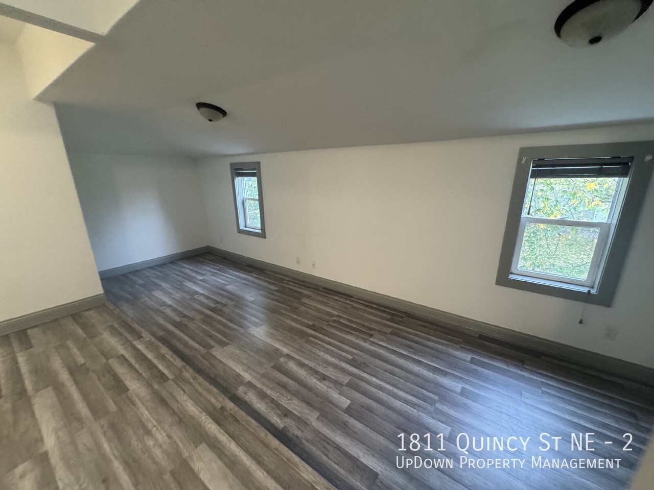 1811 Quincy St Ne #2 - Photo 7 of 16