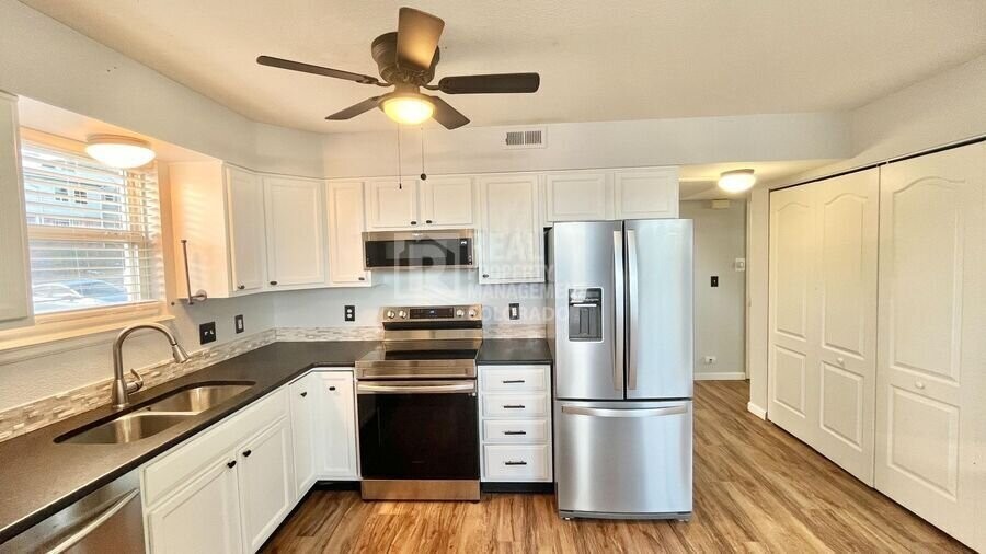 1661 S Cole St #B7 - Photo 3 of 16