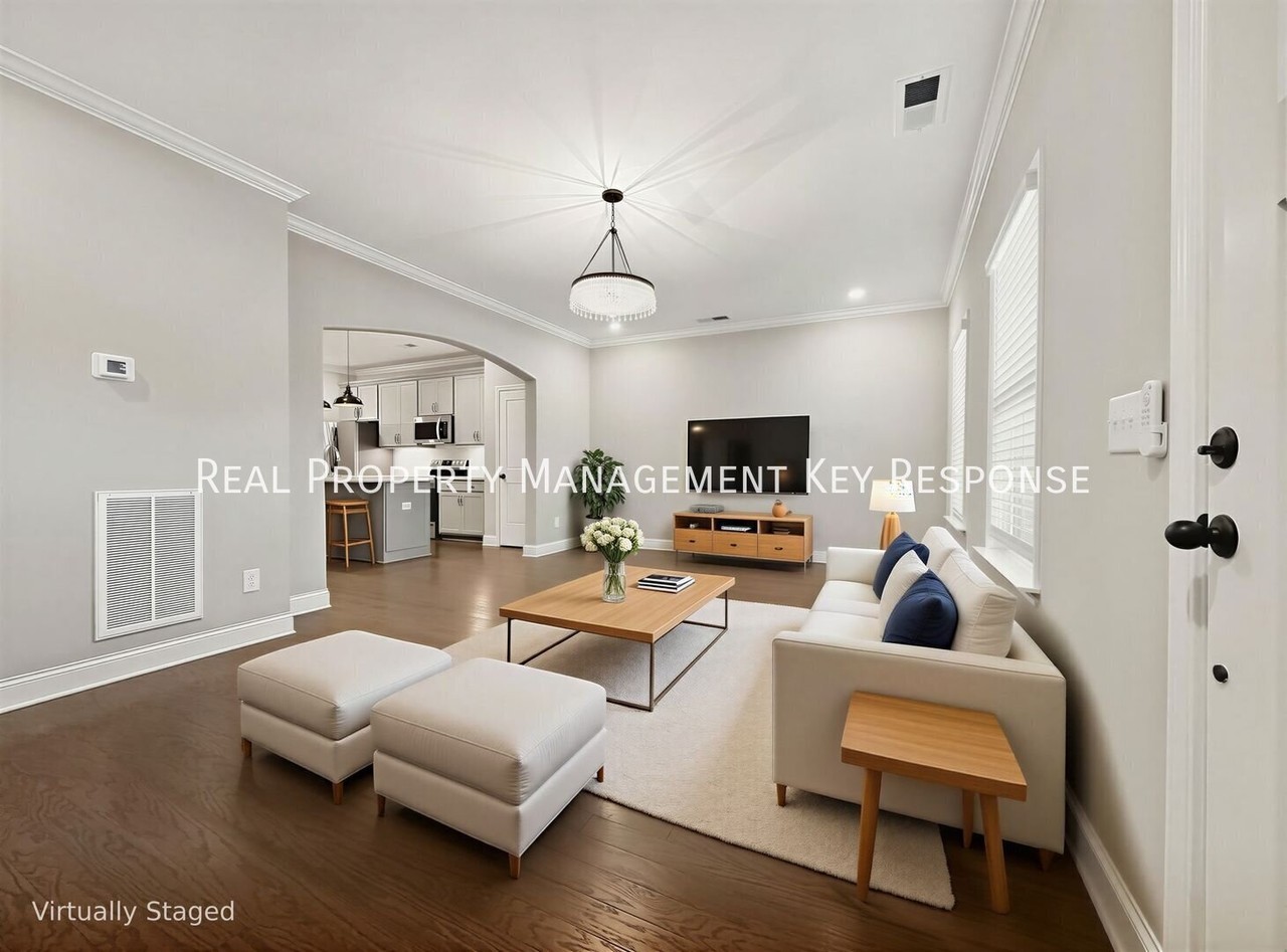 253 Grandstand Blvd - Photo 3 of 25