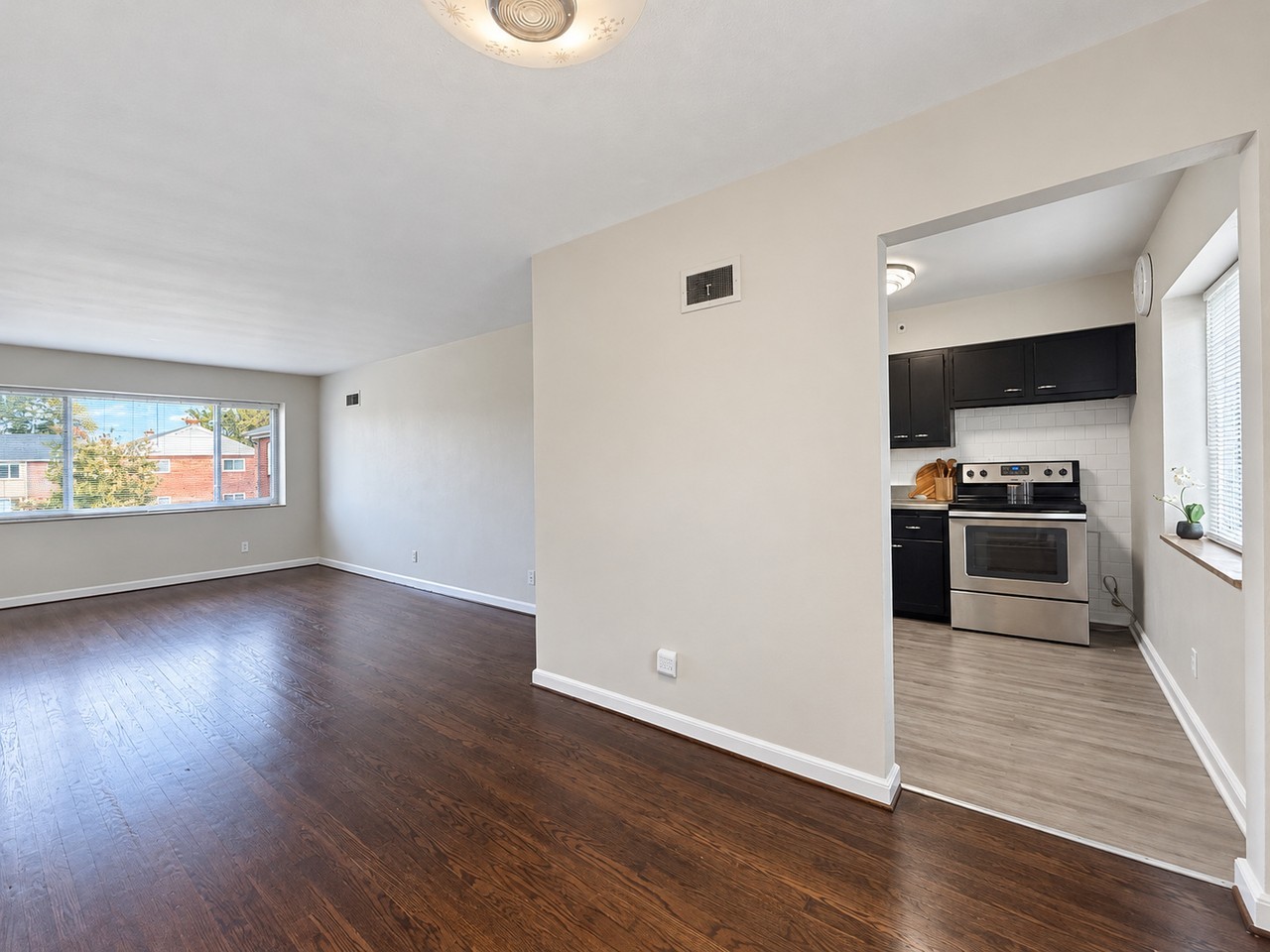 5944 Nagel Ave #2E - Photo 2 of 13