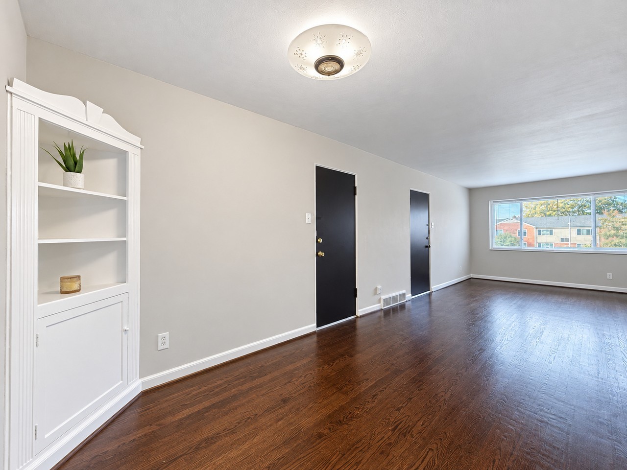 5944 Nagel Ave #2E - Photo 6 of 13