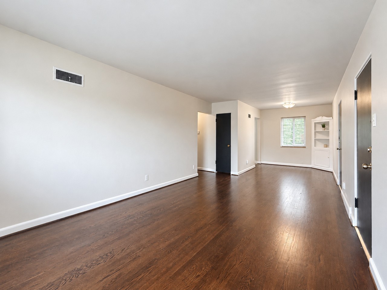 5944 Nagel Ave #2E - Photo 7 of 13