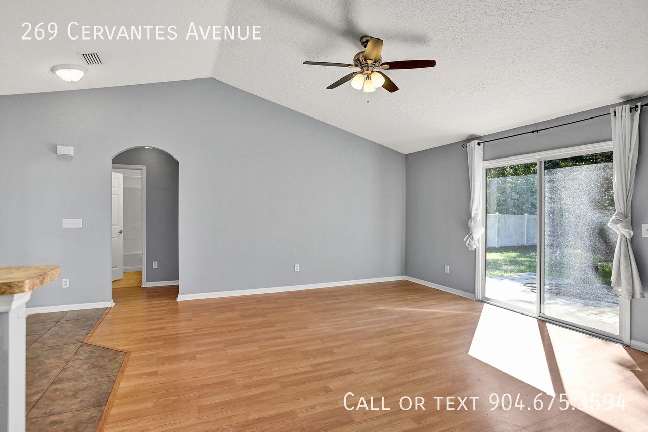 269 Cervantes Ave - Photo 5 of 25