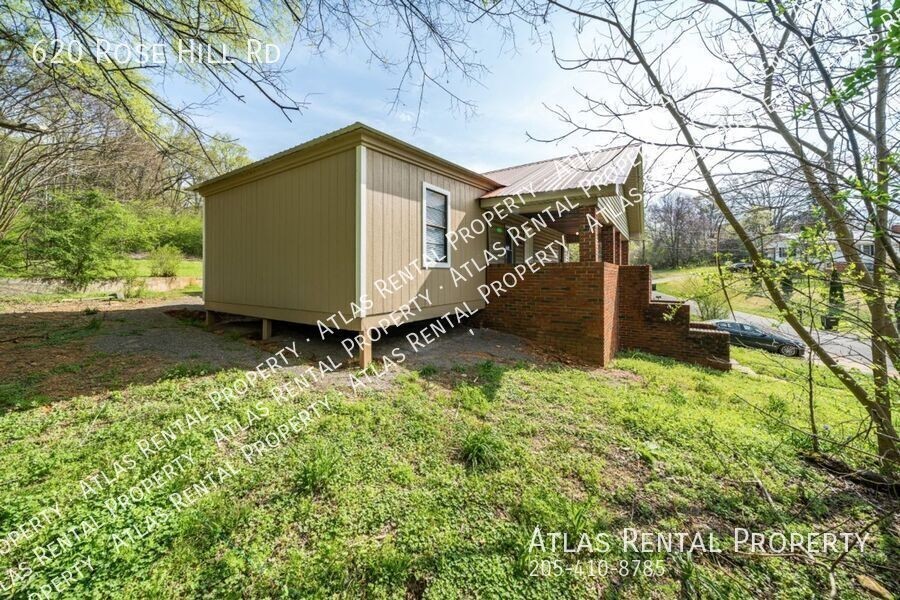 620 Rose Hill Rd - Photo 2 of 22