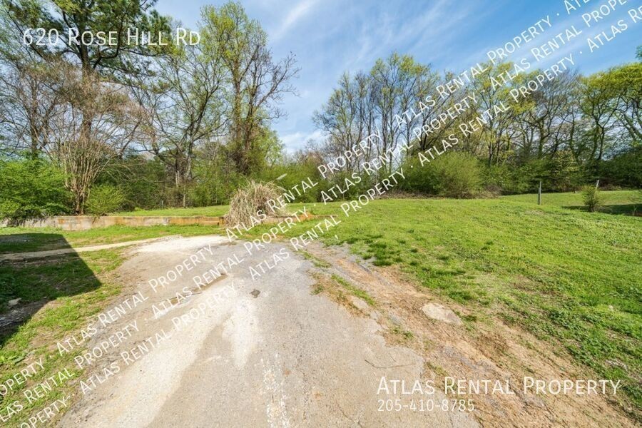 620 Rose Hill Rd - Photo 4 of 22