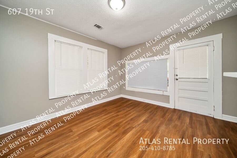 607 19th St - Photo 5 of 16