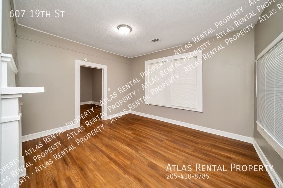 607 19th St - Photo 6 of 16