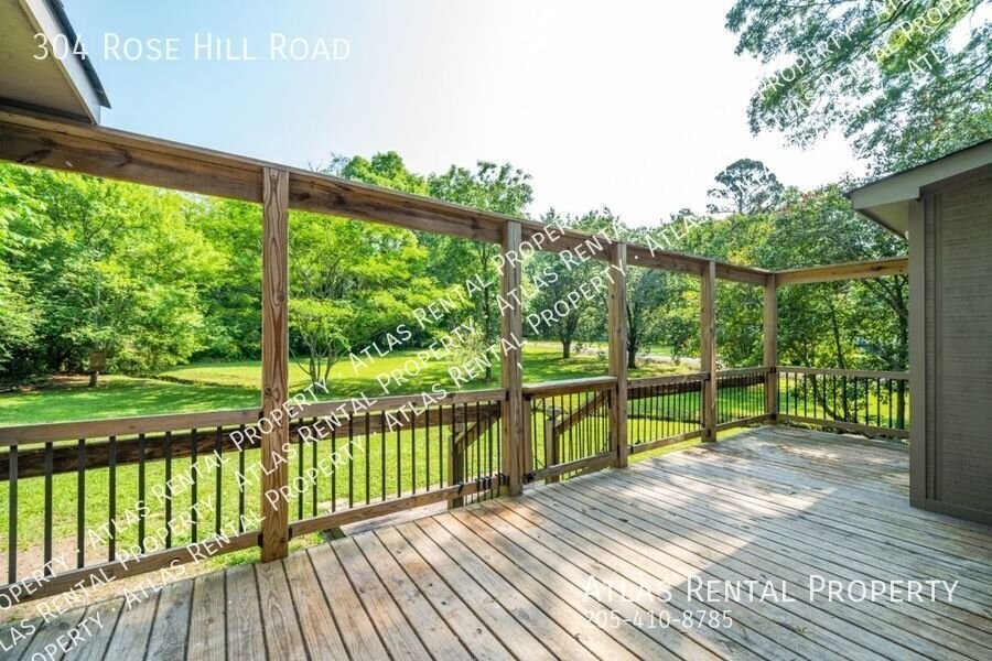304 Rose Hill Rd - Photo 6 of 22