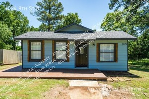 featured image of 1024 9th St N