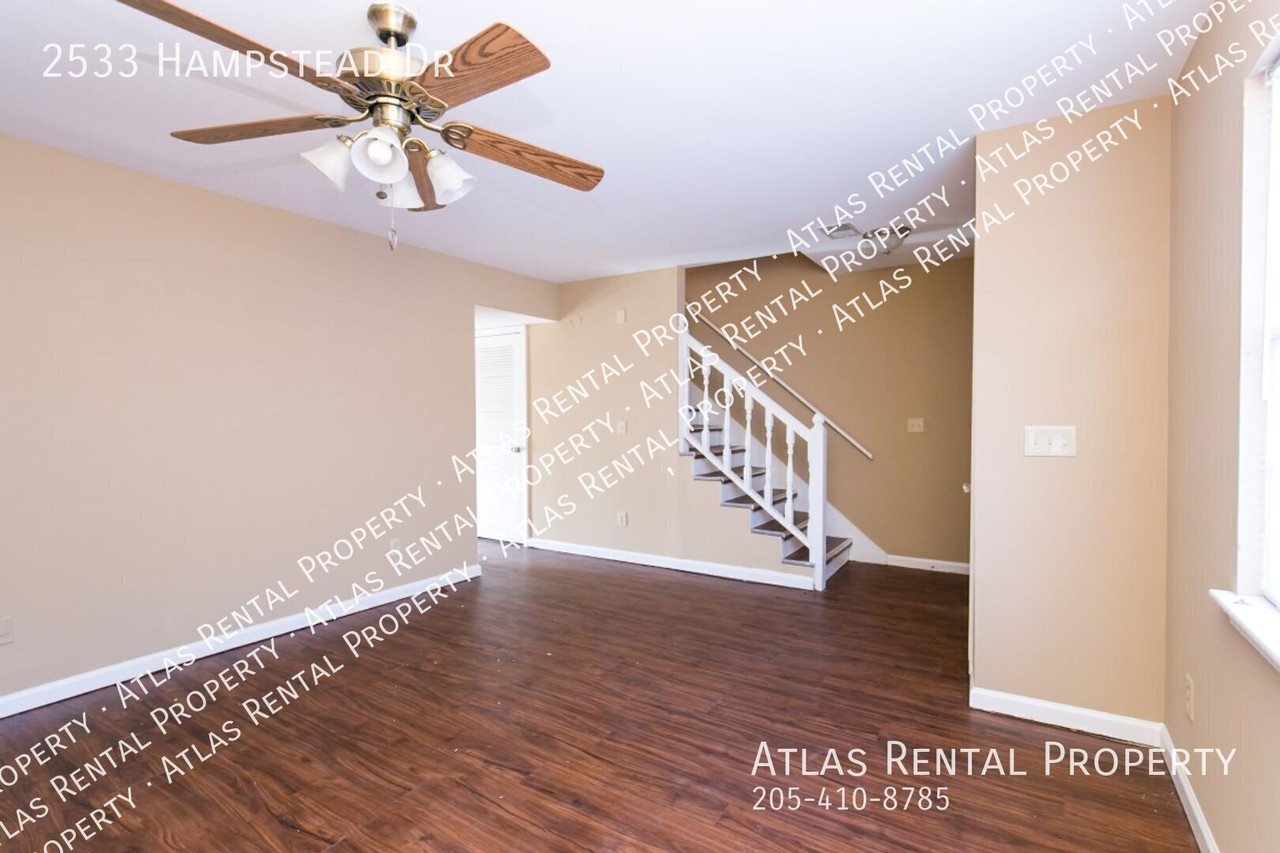2533 Hampstead Dr - Photo 4 of 23