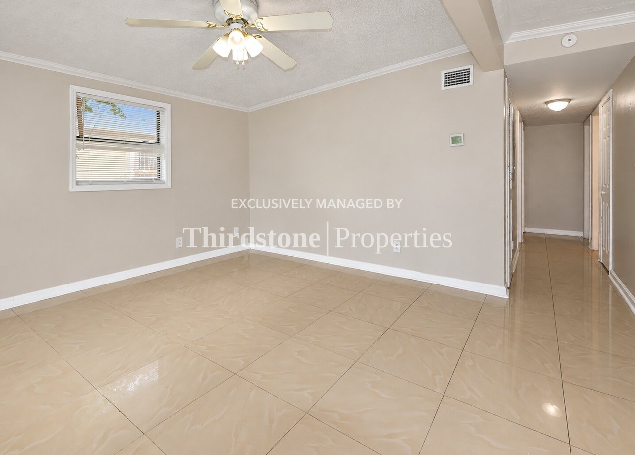 8115 Free Ave - Photo 2 of 27