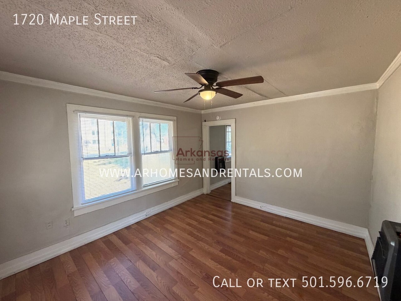 1720 Maple St - Photo 3 of 12