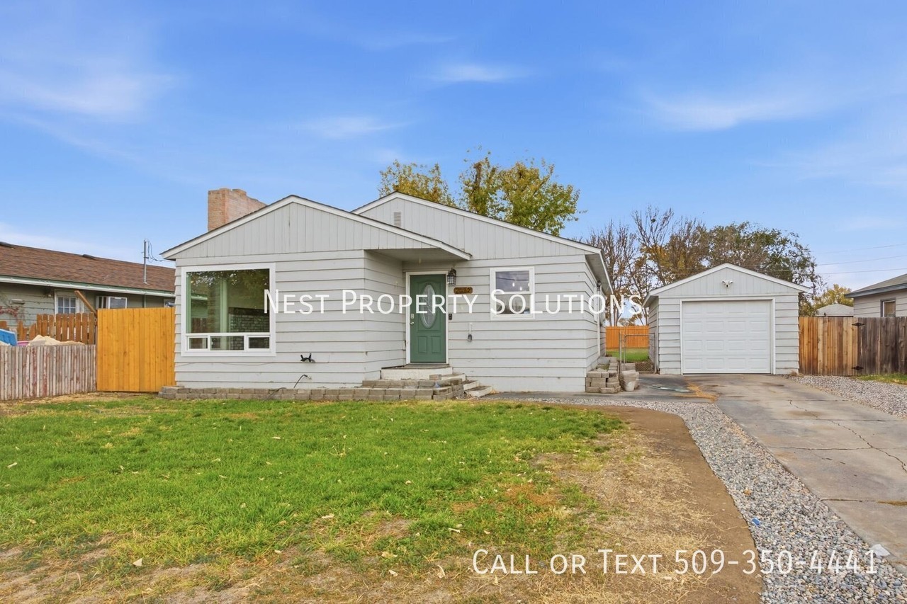 2032 W Peninsula Dr - Photo 2 of 24