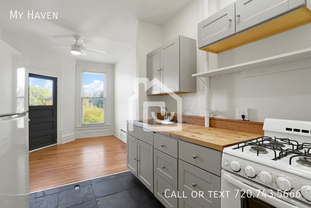 2359 N Lafayette St - Photo 3 of 12