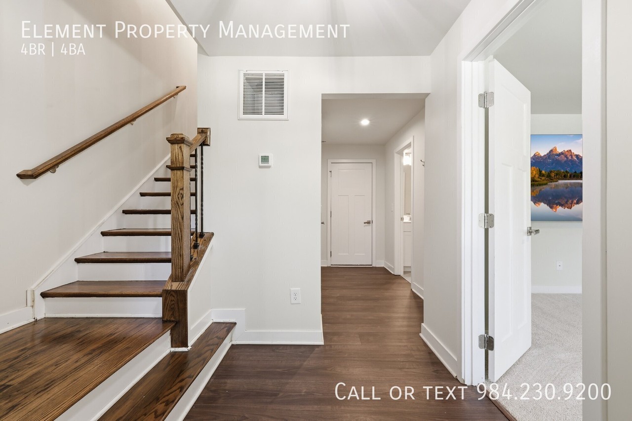 1092 Ambergate Sta #1 - Photo 3 of 35