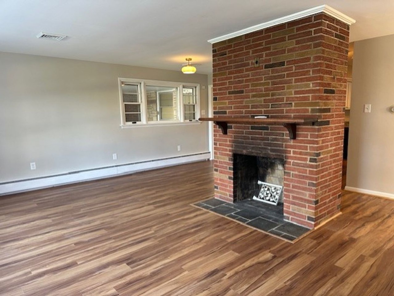 724 S 59th St - Photo 2 of 20