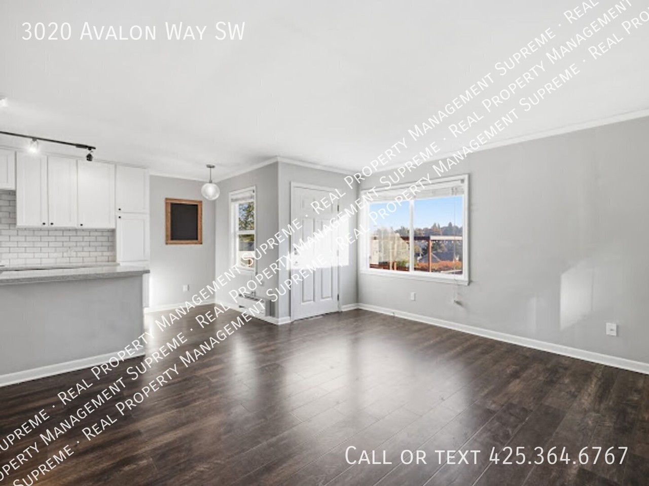 3020 Sw Avalon Way - Photo 5 of 10