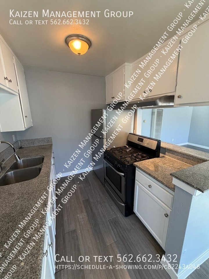 1170 Daisy Ave #8 - Photo 5 of 15