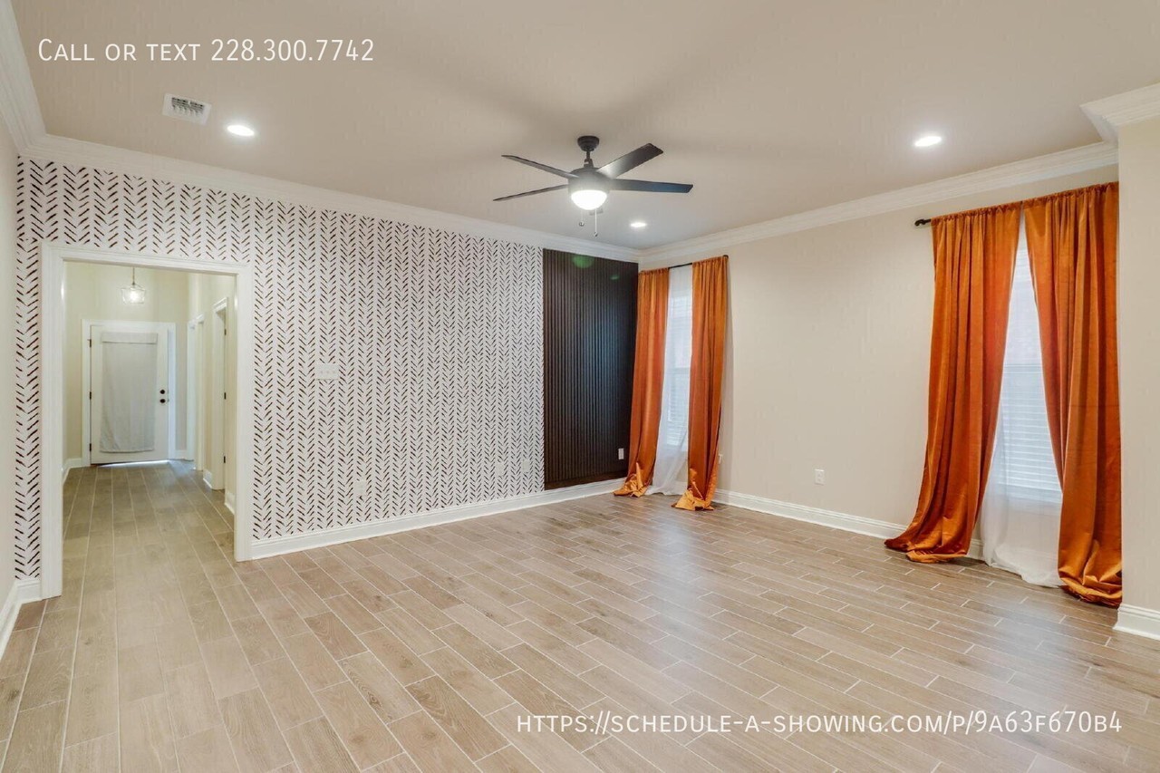 856 Leeward Dr - Photo 2 of 26