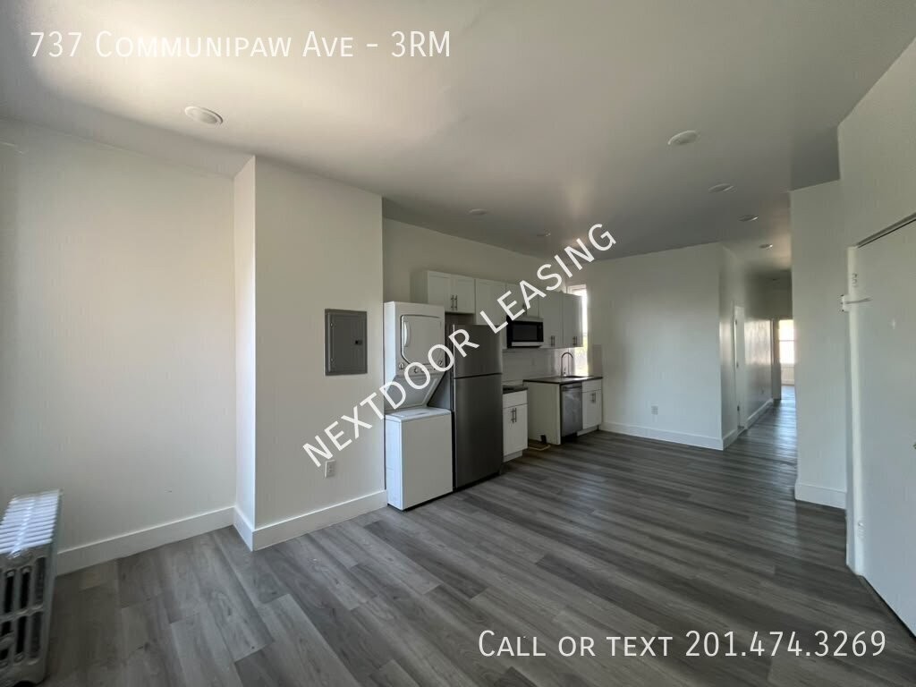 737 Communipaw Ave #3RM - Photo 3 of 11