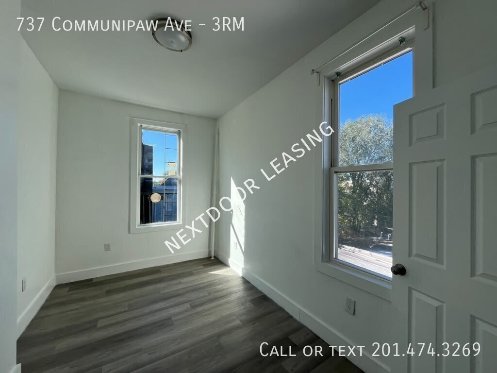 737 Communipaw Ave #3RM - Photo 6 of 11