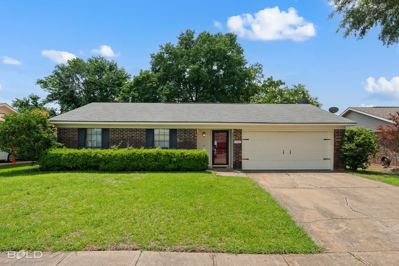 4506 General Ewell Dr - Photo 3 of 31