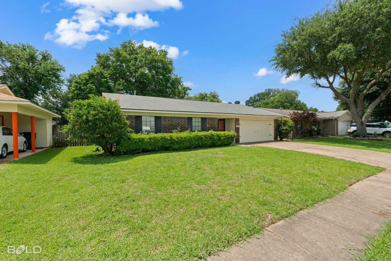 4506 General Ewell Dr - Photo 6 of 31