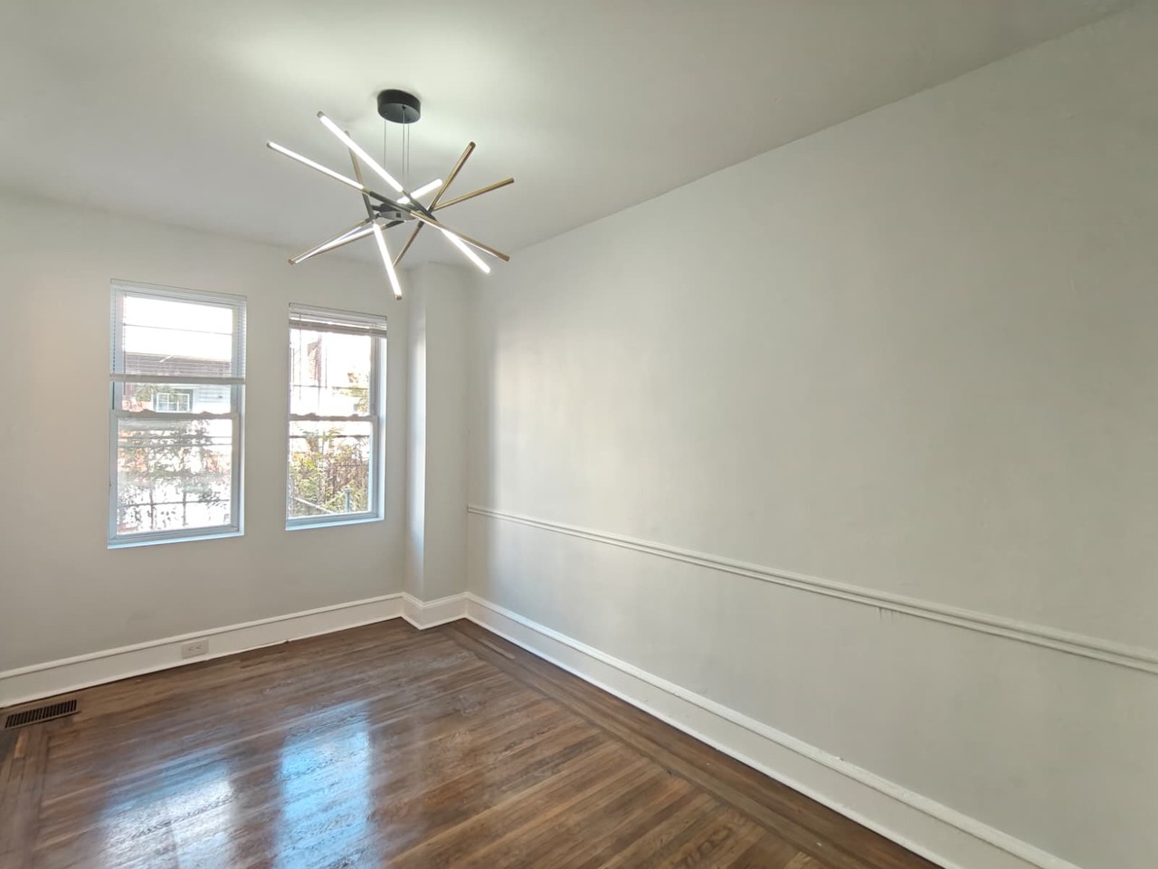 5821 Hazel Ave - Photo 7 of 15