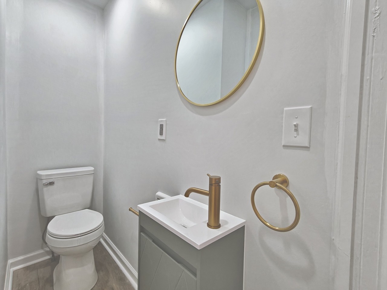 5709 Hadfield St - Photo 7 of 12